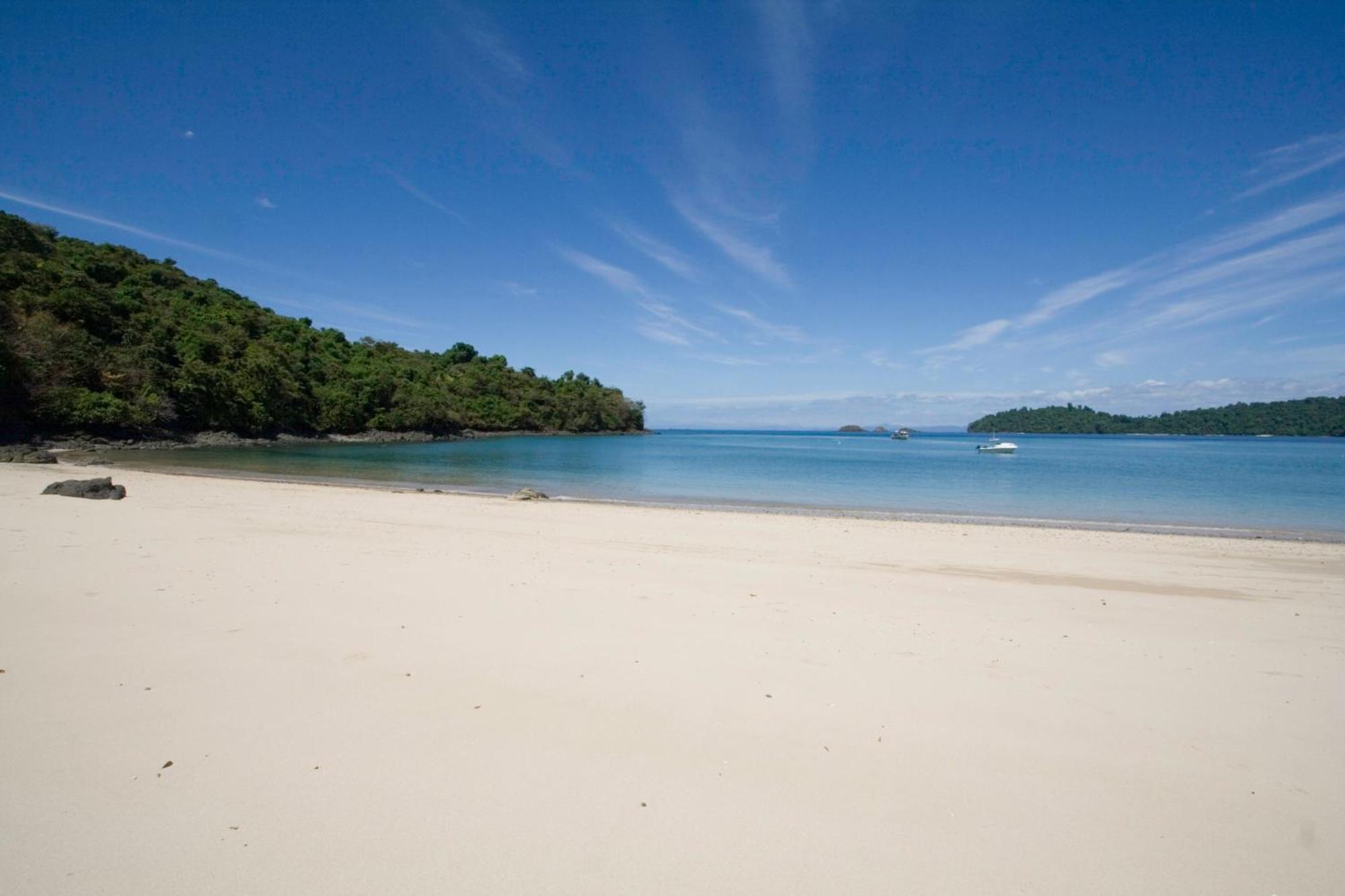 Fly To Villa Coiba - Free Shuttle Santa Catalina Exterior photo